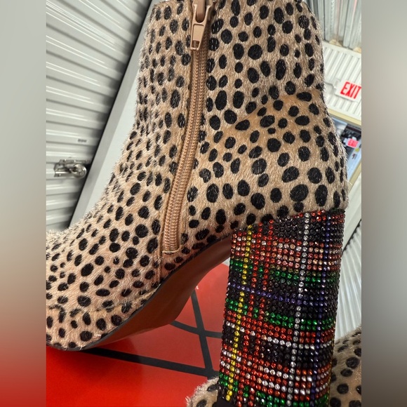Leopard Print Ankle Boots with Multicolor Heel - Picture 3 of 9